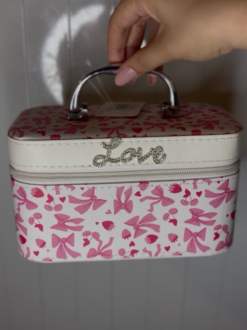 Coquette Pink Bow Train Case Makeup Bag NWT